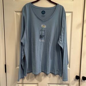 Life is Good brand size XXXL crusher tee/ classic fit